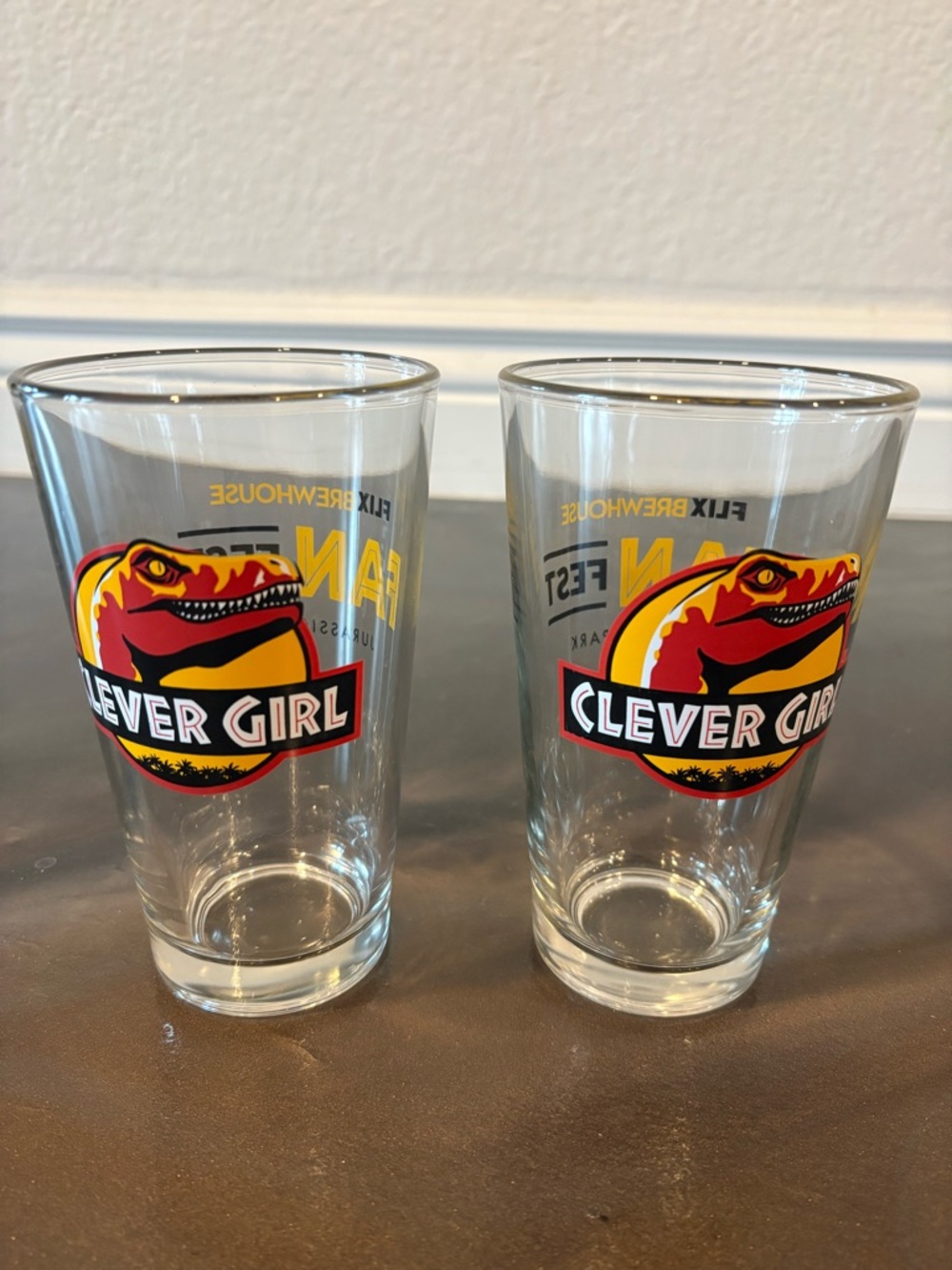 Jurassic Park Logo Pint Glasses Spielberg Movie Flix Brewhouse Collectible Cups